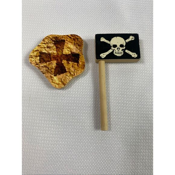 Odyssey Pirate Playset Replacement Figures Boards Flags Parts Lot Adventure - Picture 6 of 7